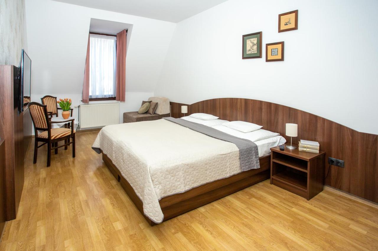 Tercia Hubertus Panzió Sopron Exterior foto